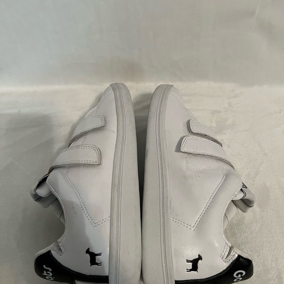 Goats Tennis - Picture 6 of 7